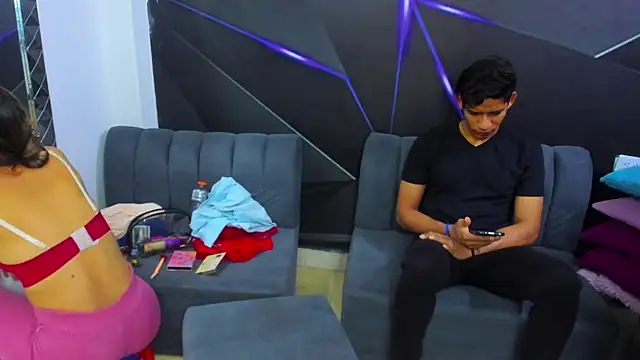 playsgirlhot online show from October 3, 2025, 11:12 am