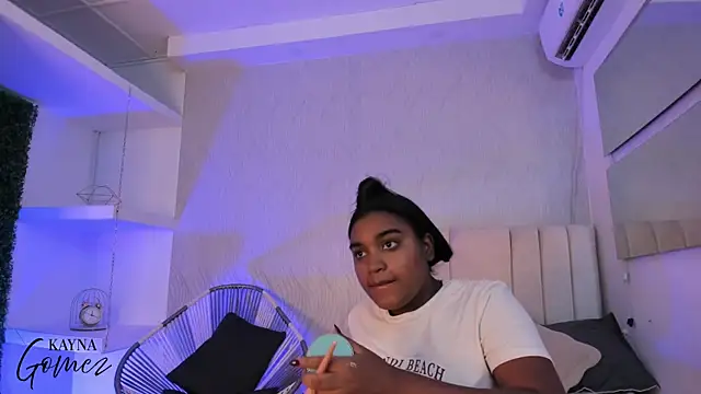 kayna gomez online show from October 25, 2025, 7:25 pm