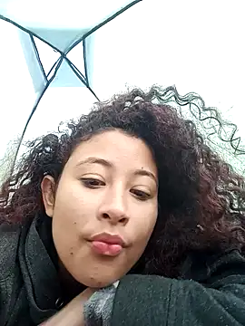 Snapshot of Milkdulce1 chatting on January 18, 2026, 1:47 pm Milkdulce1 online show from January 18, 2026, 1:47 pm