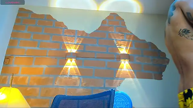 Snapshot of Dylanstonne chatting on March 2, 2025, 8:46 pm Dylanstonne online show from March 2, 2025, 8:46 pm