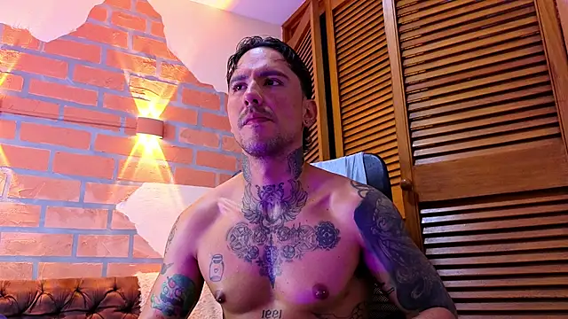 Dylanstonne online show from January 6, 2026, 9:19 pm