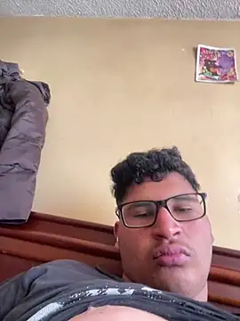 Snapshot of Ruk436 chatting on January 26, 2025, 5:02 pm Ruk436 online show from January 26, 2025, 5:02 pm