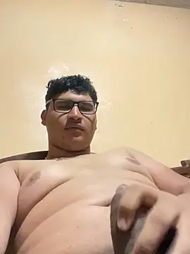 Snapshot of Ruk436 chatting on December 27, 2024, 12:07 am Ruk436 online show from December 27, 2024, 12:07 am