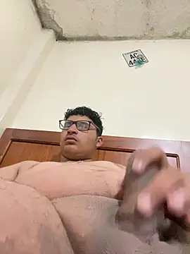 Snapshot of Ruk436 chatting on February 20, 2025, 1:25 am Ruk436 online show from February 20, 2025, 1:25 am