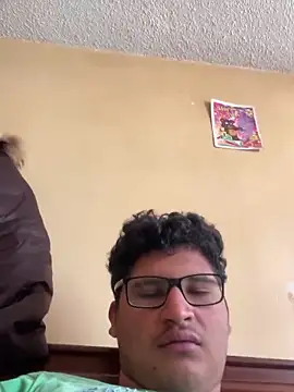 Snapshot of Ruk436 chatting on January 20, 2025, 6:21 pm Ruk436 online show from January 20, 2025, 6:21 pm