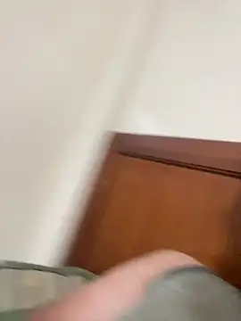 Snapshot of Ruk436 chatting on February 14, 2025, 1:23 am Ruk436 online show from February 14, 2025, 1:23 am