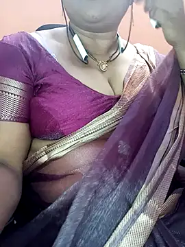 Snapshot of Sexy-Telugunayana2 chatting on March 10, 2025, 6:56 pm Sexy-Telugunayana2 online show from March 10, 2025, 6:56 pm