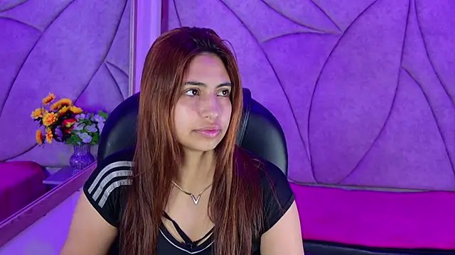 Snapshot of Tammy_Blackk chatting on October 19, 2025, 3:20 am Tammy Blackk online show from October 19, 2025, 3:20 am