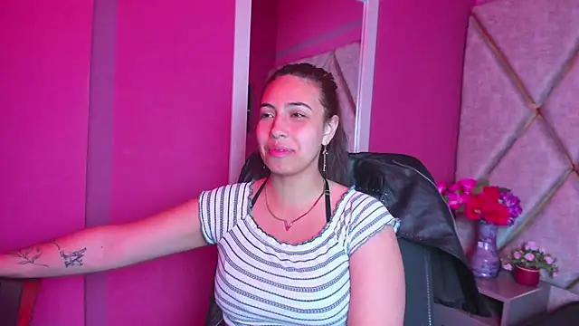 Snapshot of Tammy_Blackk chatting on September 26, 2025, 3:13 am Tammy Blackk online show from September 26, 2025, 3:13 am