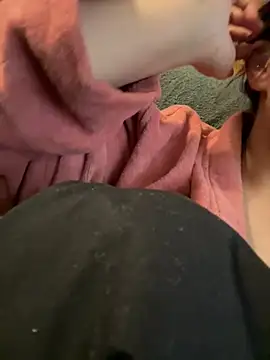 nos2sex69 online show from December 22, 2024, 1:22 pm