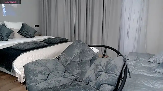 Dasha M online show from February 22, 2026, 3:46 pm