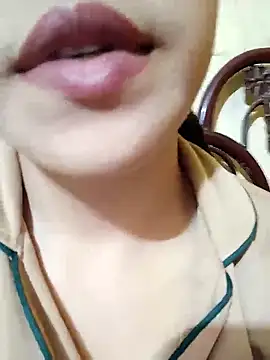 Snapshot of Anki-doll chatting on March 10, 2025, 12:28 pm Anki-doll online show from March 10, 2025, 12:28 pm