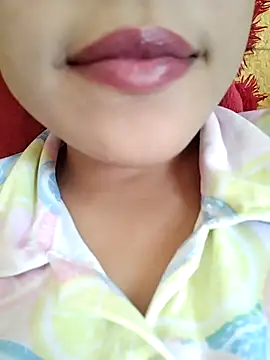 Snapshot of Anki-doll chatting on March 22, 2025, 9:02 am Anki-doll online show from March 22, 2025, 9:02 am