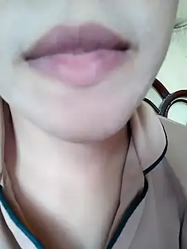 Snapshot of Anki-doll chatting on March 19, 2025, 6:14 am Anki-doll online show from March 19, 2025, 6:14 am