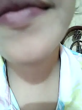 Snapshot of Anki-doll chatting on March 22, 2025, 6:00 am Anki-doll online show from March 22, 2025, 6:00 am