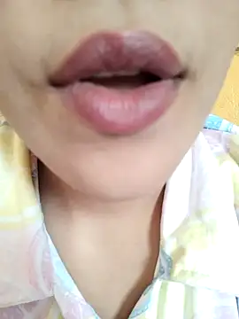 Snapshot of Anki-doll chatting on March 11, 2025, 9:02 am Anki-doll online show from March 11, 2025, 9:02 am