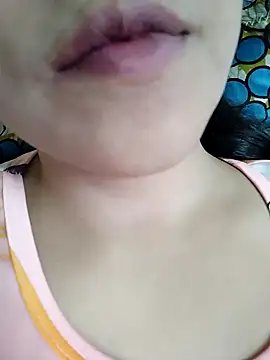 Snapshot of Anki-doll chatting on September 18, 2025, 6:05 am Anki-doll online show from September 18, 2025, 6:05 am