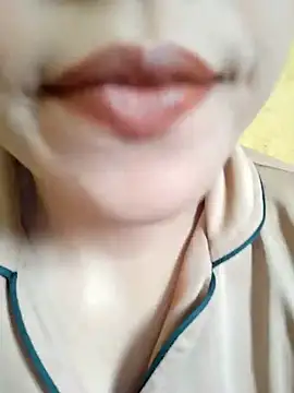 Snapshot of Anki-doll chatting on February 27, 2025, 9:40 am Anki-doll online show from February 27, 2025, 9:40 am