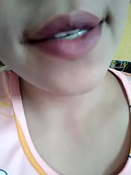 Snapshot of Anki-doll chatting on September 16, 2025, 6:03 am Anki-doll online show from September 16, 2025, 6:03 am