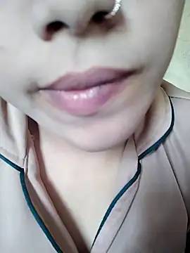 Snapshot of Anki-doll chatting on March 17, 2025, 5:56 am Anki-doll online show from March 17, 2025, 5:56 am