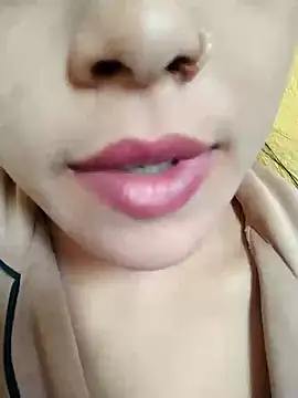 Snapshot of Anki-doll chatting on March 21, 2025, 9:12 am Anki-doll online show from March 21, 2025, 9:12 am