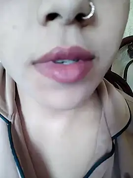 Snapshot of Anki-doll chatting on March 10, 2025, 5:54 am Anki-doll online show from March 10, 2025, 5:54 am