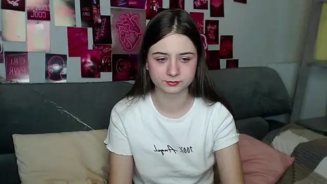 MilanaRoza online show from October 24, 2025, 5:17 am