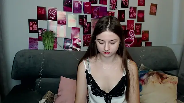 MilanaRoza online show from September 21, 2025, 5:12 am