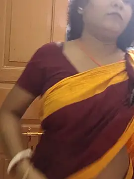 yoursweety09 online show from November 8, 2025, 8:18 am