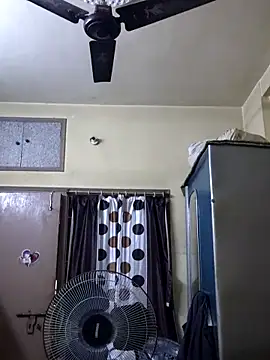 Snapshot of yoursweety09 chatting on March 20, 2025, 1:46 am yoursweety09 online show from March 20, 2025, 1:46 am