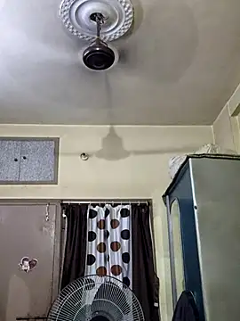 Snapshot of yoursweety09 chatting on March 14, 2025, 1:37 am yoursweety09 online show from March 14, 2025, 1:37 am