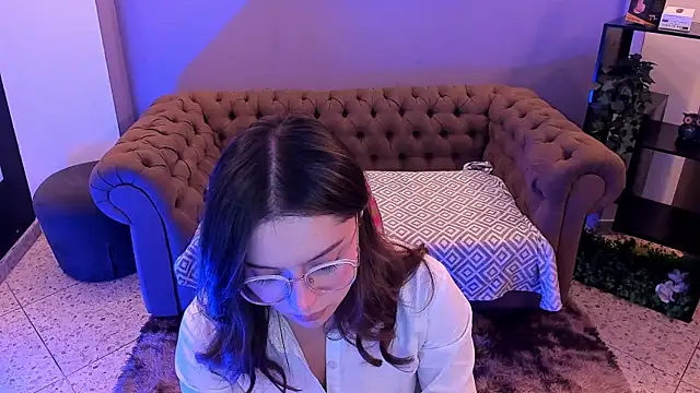 AngelMoore  online show from March 7, 2025, 8:44 pm