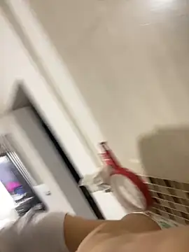 Snapshot of Eban_Dustan chatting on October 15, 2025, 11:57 pm Eban Dustan online show from October 15, 2025, 11:57 pm