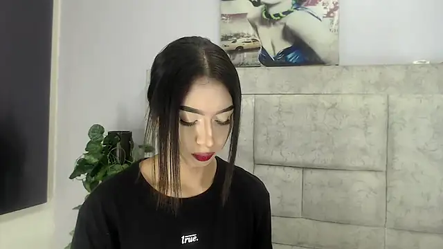 Snapshot of Eban_Dustan chatting on October 7, 2025, 9:49 pm Eban Dustan online show from October 7, 2025, 9:49 pm