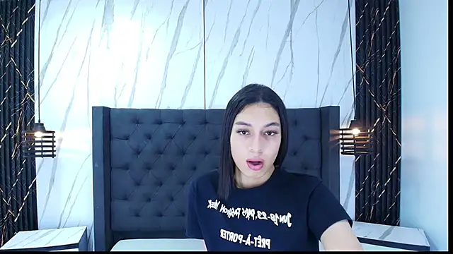 Snapshot of Eban_Dustan chatting on November 30, 2025, 8:31 pm Eban Dustan online show from November 30, 2025, 8:31 pm