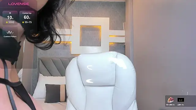 Snapshot of JessicaMilan chatting on March 15, 2025, 4:13 am JessicaMilan online show from March 15, 2025, 4:13 am