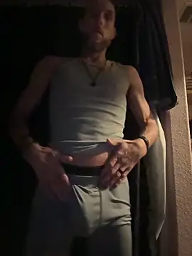 WhiteChocolateSwirlz online show from March 5, 2026, 4:09 am