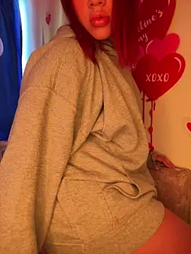 Im Valen Cute online show from February 13, 2025, 8:34 pm