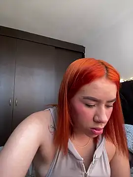 Im Valen Cute online show from February 24, 2025, 3:42 pm