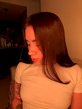 Im Valen Cute online show from September 25, 2025, 1:44 am