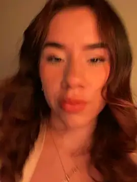 Im Valen Cute online show from May 14, 2026, 1:46 am