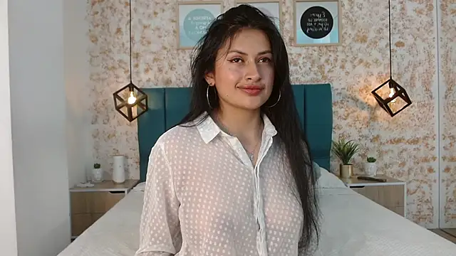 Snapshot of July_gh chatting on February 7, 2025, 8:20 pm July gh online show from February 7, 2025, 8:20 pm