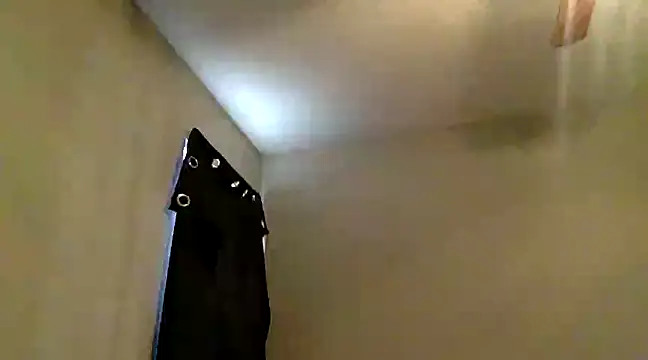 prettybrownhunybun online show from January 8, 2025, 8:29 pm