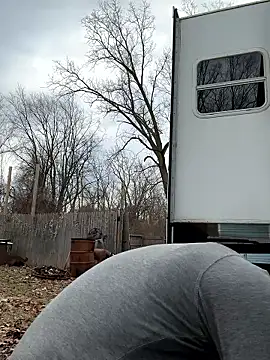 KBD85 online show from January 9, 2026, 7:43 pm