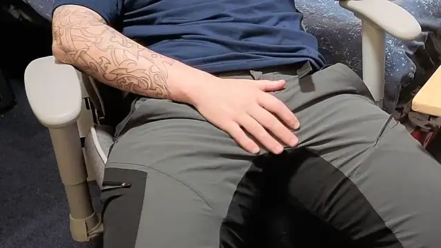 Dan8736 online show from March 31, 2026, 11:23 am