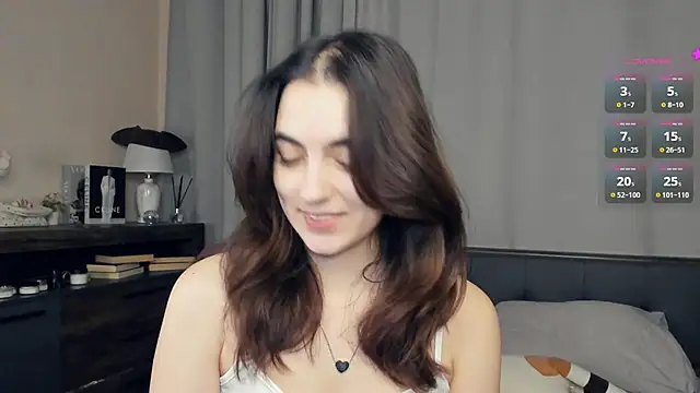 Snapshot of DracosMoon chatting on October 24, 2025, 7:07 am DracosMoon online show from October 24, 2025, 7:07 am