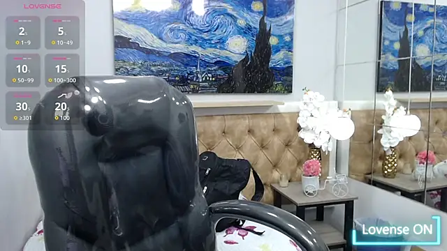 Dyla n18 online show from October 2, 2025, 9:18 pm