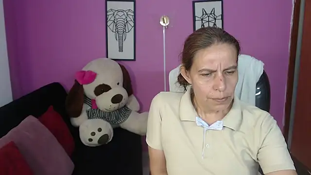 Snapshot of Milf_karlye chatting on October 22, 2025, 2:44 am Milf karlye online show from October 22, 2025, 2:44 am