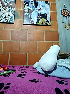 Vanessagirld online show from April 6, 2026, 4:46 am
