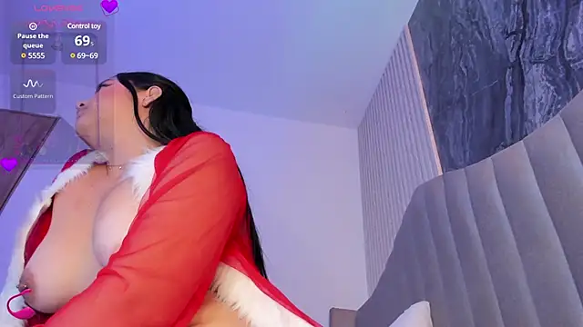 Snapshot of Zahra_lloydd chatting on December 24, 2024, 10:55 am Zahra lloydd online show from December 24, 2024, 10:55 am